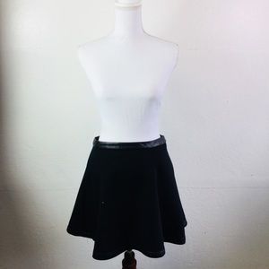 Black professional skater skirt